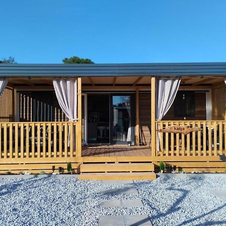 Mobile Home Katja Banjole Bagian luar foto