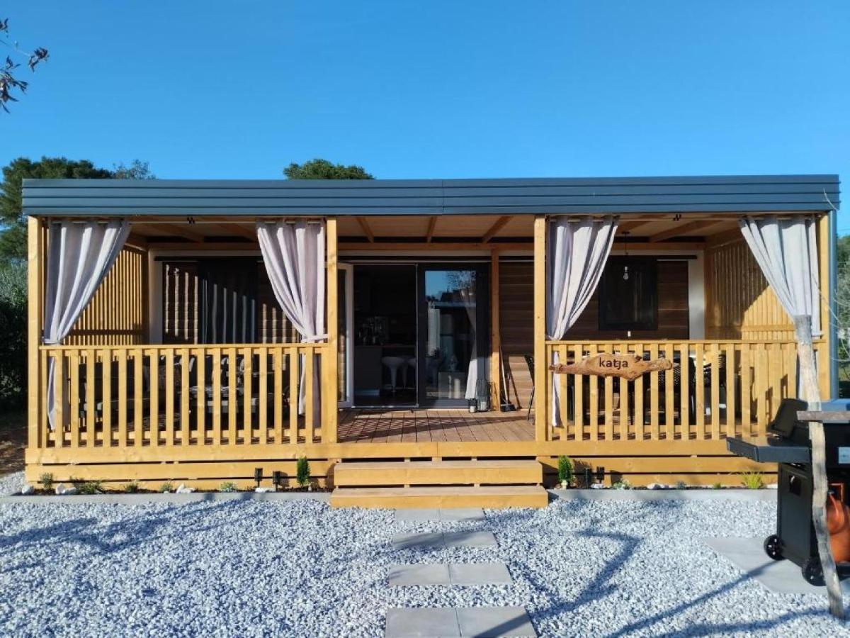 Mobile Home Katja Banjole Bagian luar foto